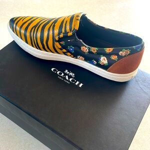 BNIB COACH Tiger Print Shoes